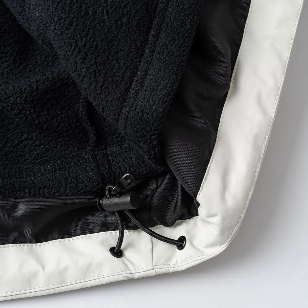 Белая куртка на флисовой подкладке (4)