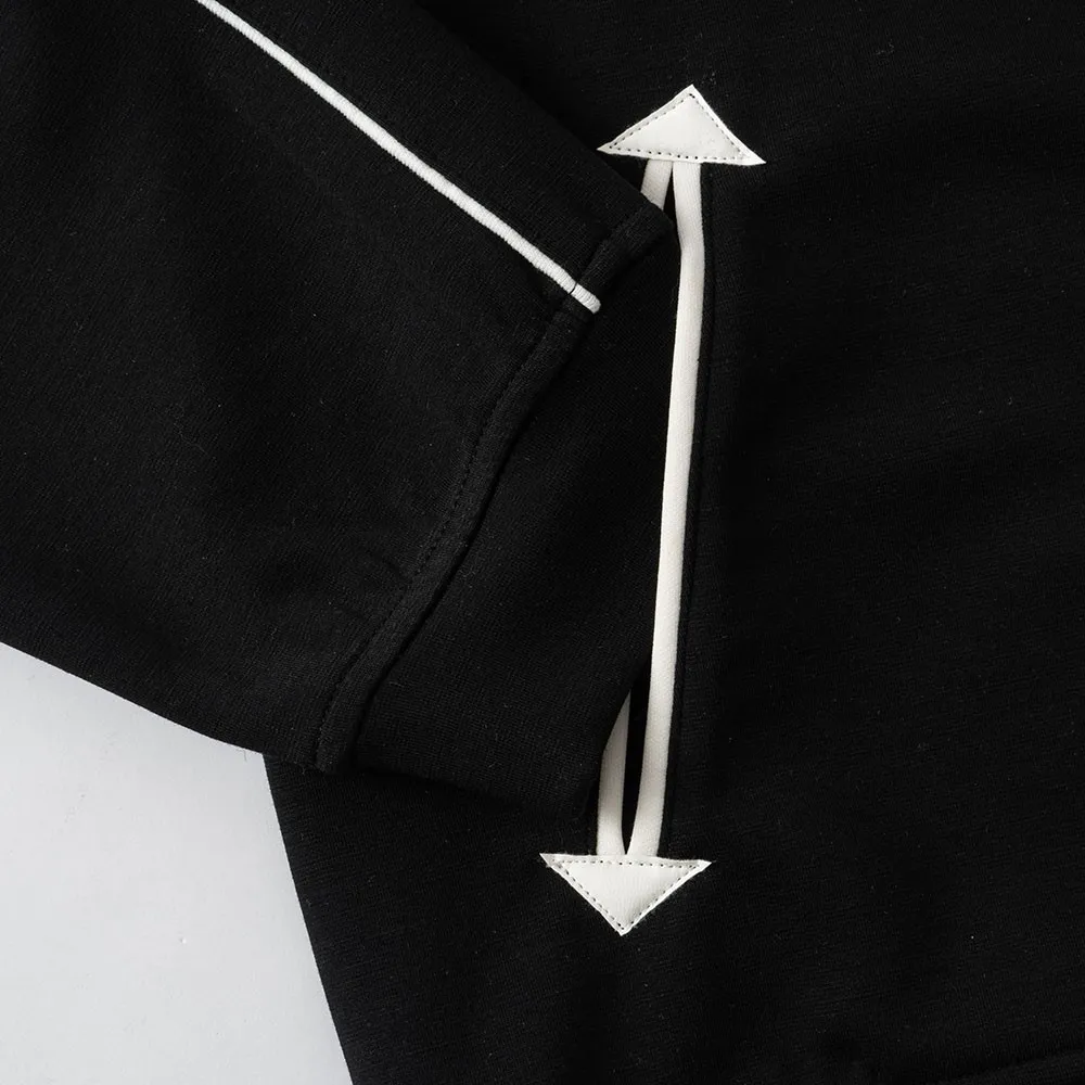 Женский повседневный спортивный свитер черного цвета (4)