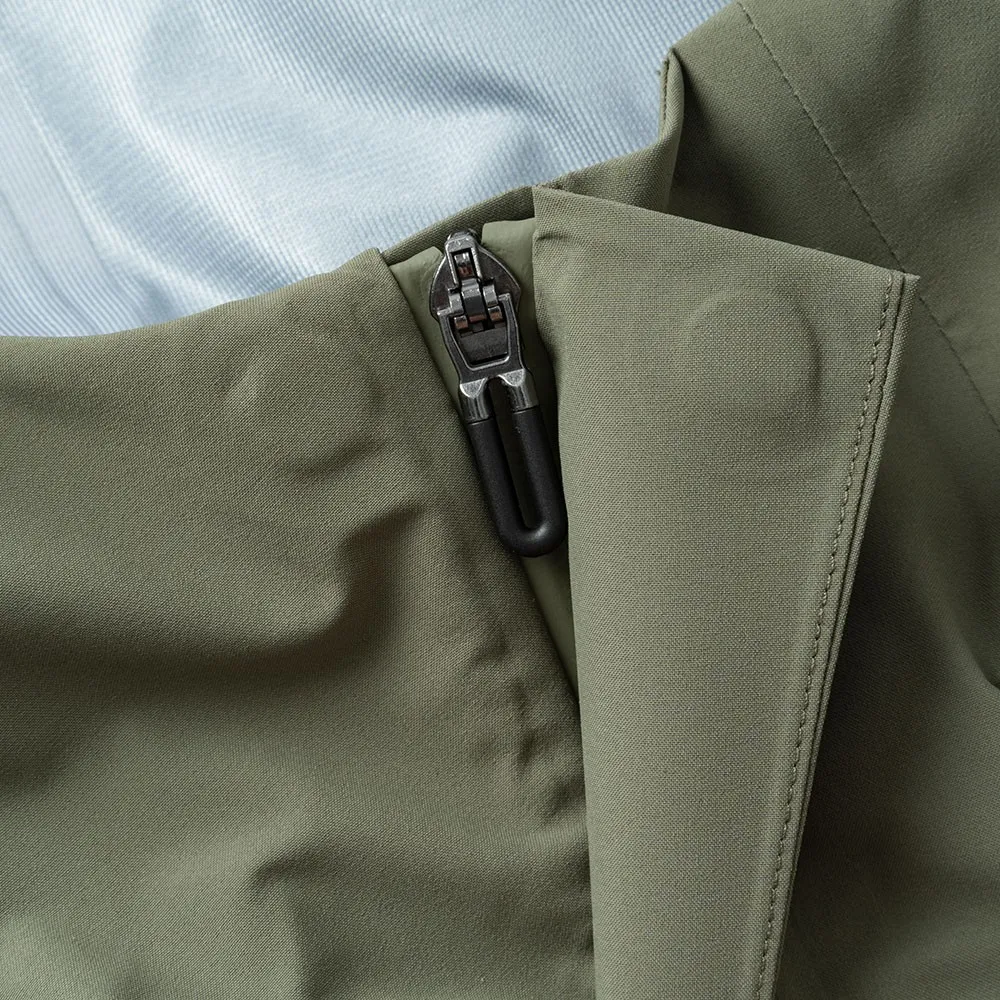 Защитная куртка цвета хаки (3)