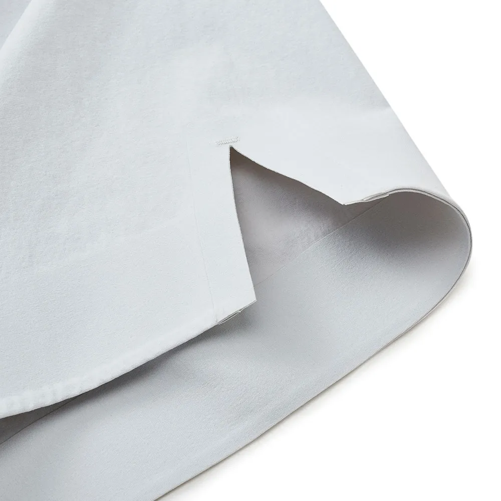 Синие спортивные шорты и белые спортивные шорты (12)