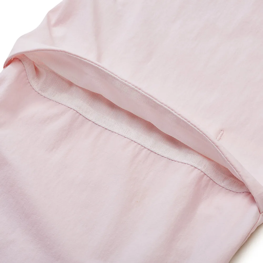 Чёрные спортивные брюки и розовые спортивные брюки (1)